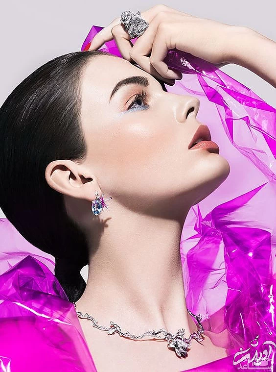 ست زیورآلات رنگی